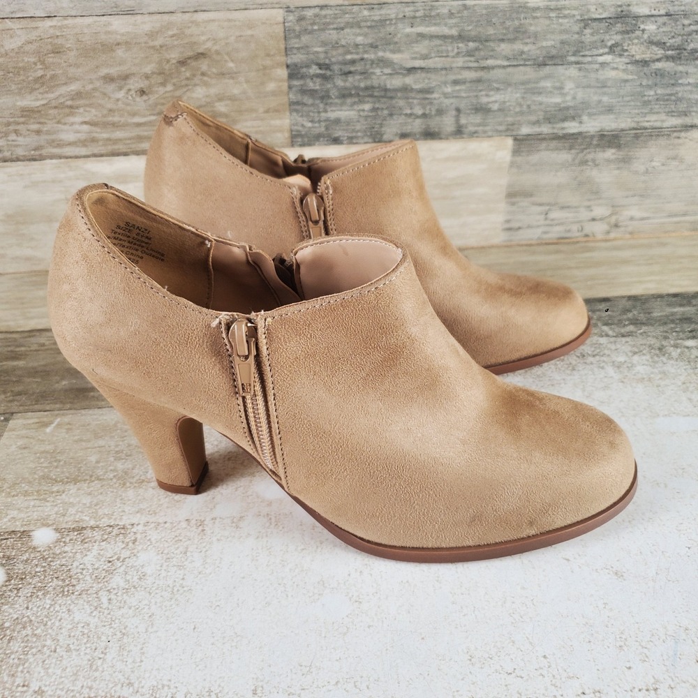 Journee Sanzi Womens Booties Sz 8.5 M Tan Faux Suede Dual Side Zipper Almond Toe